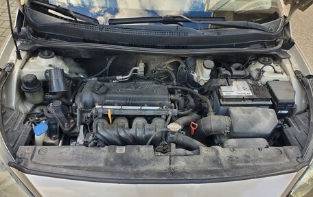 Hyundai Solaris II рестайлинг, 2011 год, 770 000 рублей, 6 фотография