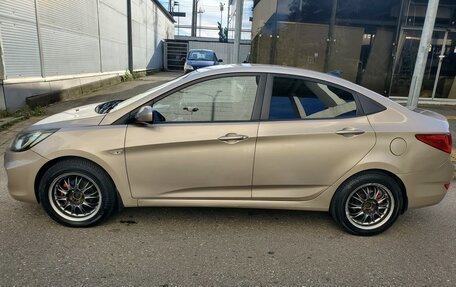 Hyundai Solaris II рестайлинг, 2011 год, 770 000 рублей, 3 фотография