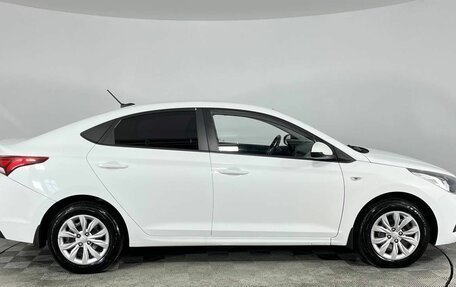 Hyundai Solaris II рестайлинг, 2017 год, 1 290 000 рублей, 4 фотография