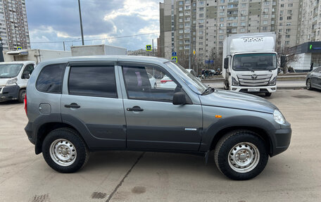 Chevrolet Niva I рестайлинг, 2009 год, 465 000 рублей, 6 фотография