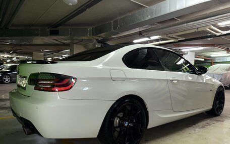 BMW 3 серия, 2010 год, 2 050 000 рублей, 14 фотография