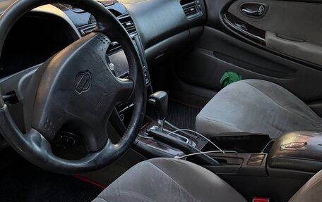 Nissan Maxima VIII, 2000 год, 350 000 рублей, 5 фотография