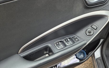 Hyundai Santa Fe III рестайлинг, 2015 год, 1 800 000 рублей, 13 фотография