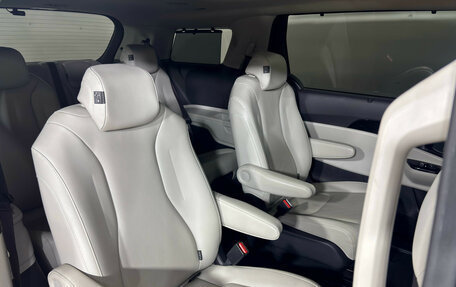 KIA Carnival, 2021 год, 4 250 000 рублей, 17 фотография