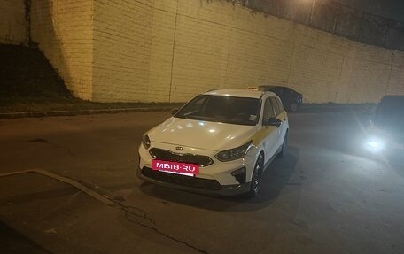 KIA cee'd III, 2019 год, 1 000 000 рублей, 4 фотография