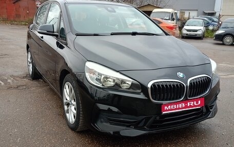 BMW 2 серия Active Tourer F45, 2019 год, 1 980 000 рублей, 1 фотография