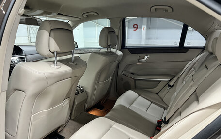 Mercedes-Benz E-Класс, 2013 год, 1 999 000 рублей, 15 фотография