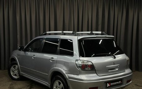 Mitsubishi Outlander III рестайлинг 3, 2004 год, 399 999 рублей, 3 фотография