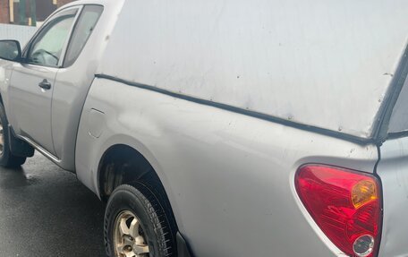 Mitsubishi L200 IV рестайлинг, 2010 год, 980 000 рублей, 8 фотография