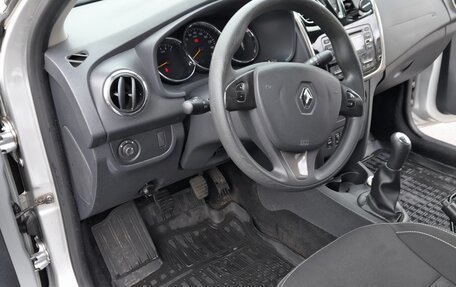 Renault Logan II, 2015 год, 520 000 рублей, 8 фотография