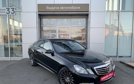 Mercedes-Benz E-Класс, 2010 год, 1 990 000 рублей, 3 фотография