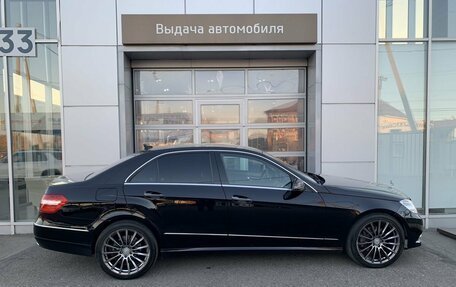 Mercedes-Benz E-Класс, 2010 год, 1 990 000 рублей, 4 фотография