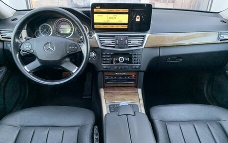 Mercedes-Benz E-Класс, 2010 год, 1 990 000 рублей, 11 фотография