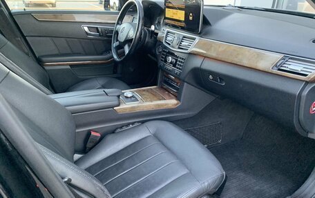 Mercedes-Benz E-Класс, 2010 год, 1 990 000 рублей, 15 фотография