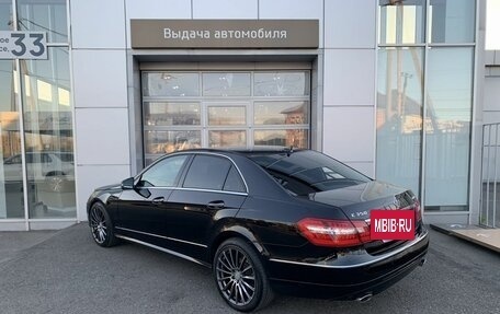 Mercedes-Benz E-Класс, 2010 год, 1 990 000 рублей, 7 фотография