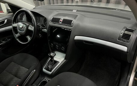 Skoda Octavia, 2011 год, 609 888 рублей, 10 фотография