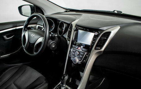 Hyundai i30 II рестайлинг, 2015 год, 940 000 рублей, 10 фотография