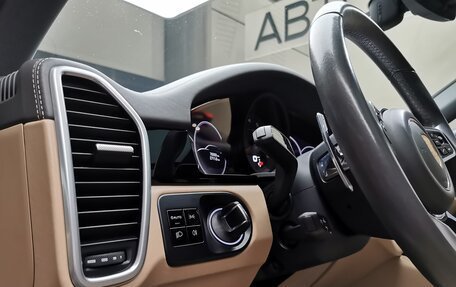 Porsche Cayenne III, 2018 год, 7 350 000 рублей, 16 фотография