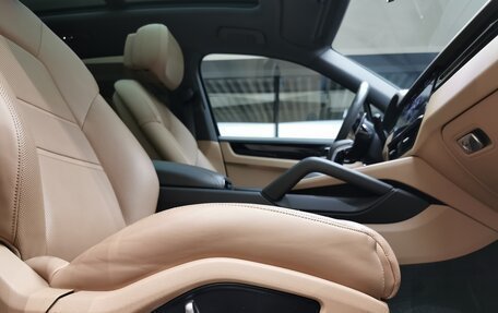 Porsche Cayenne III, 2018 год, 7 350 000 рублей, 27 фотография