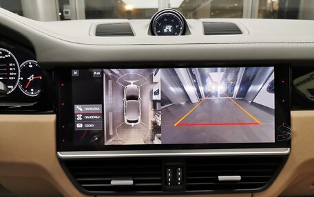 Porsche Cayenne III, 2018 год, 7 350 000 рублей, 40 фотография