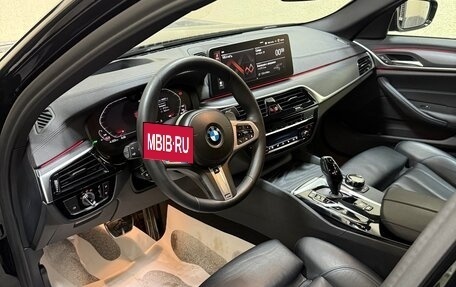 BMW 5 серия, 2021 год, 4 680 000 рублей, 13 фотография