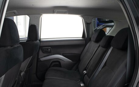 Mitsubishi Outlander III рестайлинг 3, 2008 год, 1 240 000 рублей, 10 фотография