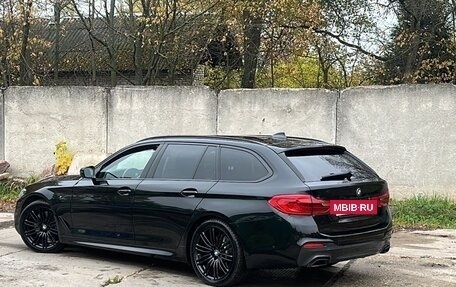 BMW 5 серия, 2019 год, 2 850 000 рублей, 18 фотография