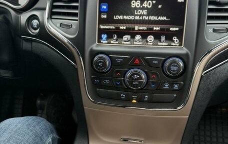 Jeep Grand Cherokee, 2015 год, 3 200 000 рублей, 18 фотография