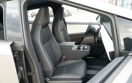 Tesla Cybertruck, 2024 год, 19 425 100 рублей, 16 фотография