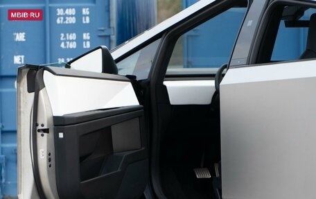 Tesla Cybertruck, 2024 год, 19 425 100 рублей, 12 фотография