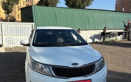 KIA Rio III рестайлинг, 2012 год, 600 000 рублей, 1 фотография