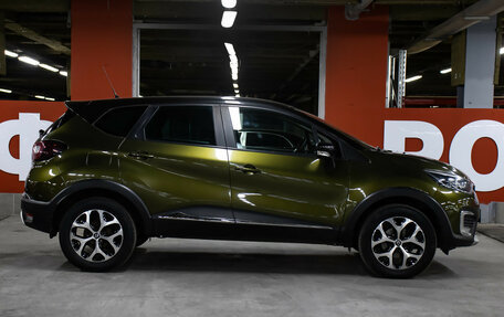 Renault Kaptur I рестайлинг, 2017 год, 1 698 000 рублей, 4 фотография