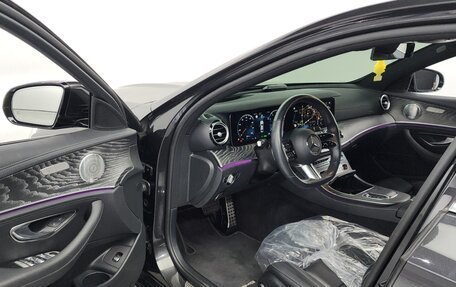 Mercedes-Benz E-Класс, 2021 год, 3 451 000 рублей, 10 фотография