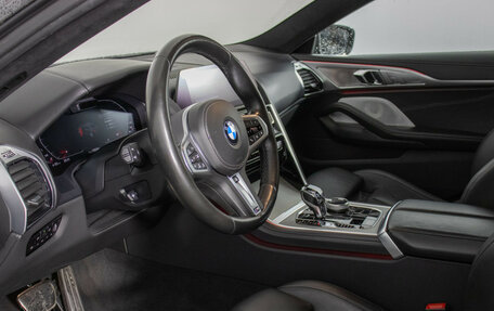 BMW 8 серия, 2019 год, 6 784 000 рублей, 9 фотография