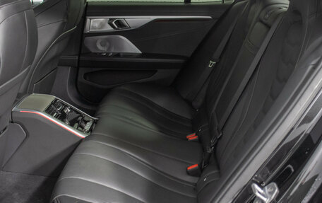 BMW 8 серия, 2019 год, 6 784 000 рублей, 10 фотография