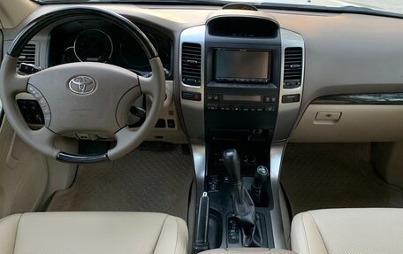 Toyota Land Cruiser Prado 120 рестайлинг, 2008 год, 2 600 000 рублей, 7 фотография