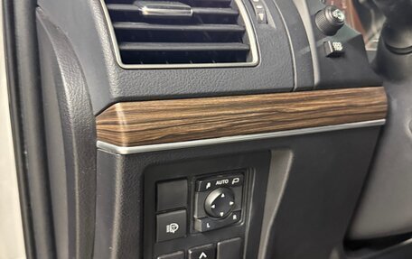 Toyota Land Cruiser Prado 150 рестайлинг 2, 2021 год, 7 200 000 рублей, 20 фотография