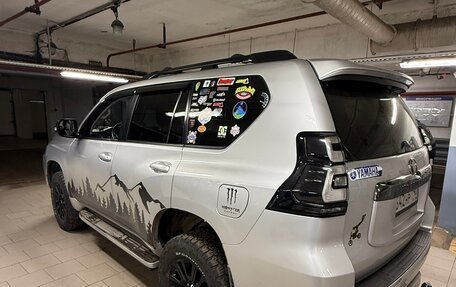 Toyota Land Cruiser Prado 150 рестайлинг 2, 2021 год, 7 200 000 рублей, 33 фотография