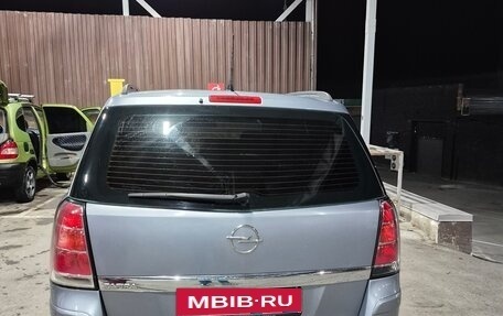 Opel Zafira B, 2005 год, 750 000 рублей, 17 фотография