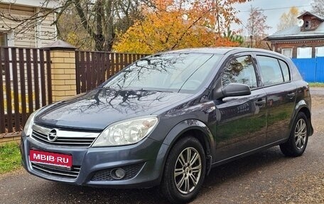 Opel Astra H, 2008 год, 385 000 рублей, 1 фотография