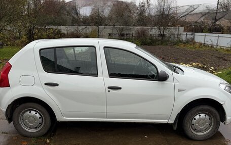 Renault Sandero I, 2014 год, 590 000 рублей, 3 фотография