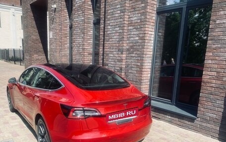 Tesla Model 3 I, 2019 год, 2 490 000 рублей, 3 фотография