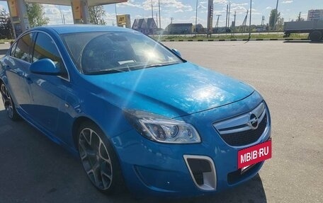 Opel Insignia OPC I рестайлинг, 2013 год, 1 200 000 рублей, 2 фотография