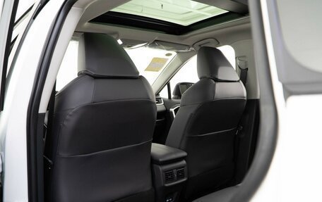 Toyota RAV4, 2025 год, 4 515 000 рублей, 12 фотография