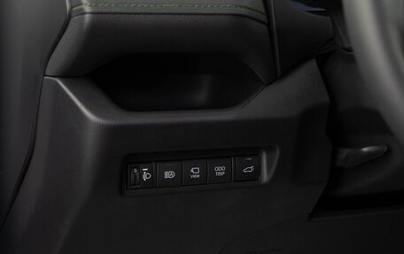 Toyota RAV4, 2025 год, 4 515 000 рублей, 19 фотография