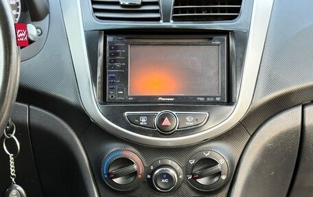 Hyundai Solaris II рестайлинг, 2012 год, 730 000 рублей, 6 фотография