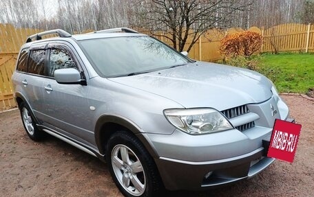 Mitsubishi Outlander III рестайлинг 3, 2004 год, 840 000 рублей, 9 фотография