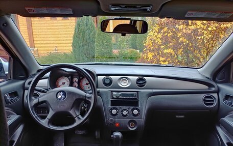 Mitsubishi Outlander III рестайлинг 3, 2004 год, 840 000 рублей, 16 фотография