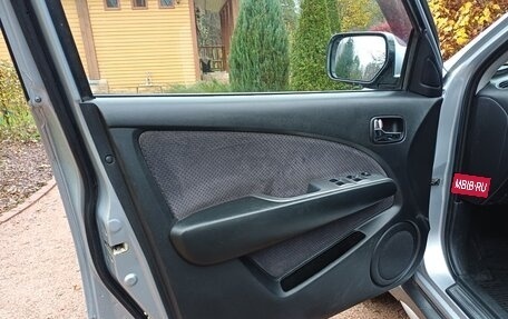 Mitsubishi Outlander III рестайлинг 3, 2004 год, 840 000 рублей, 22 фотография