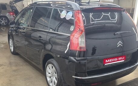 Citroen C4 Picasso II рестайлинг, 2009 год, 950 000 рублей, 20 фотография